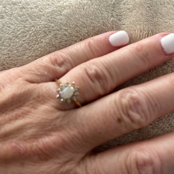 Opal & Diamond ring 14KT gold - Picture 2 of 4